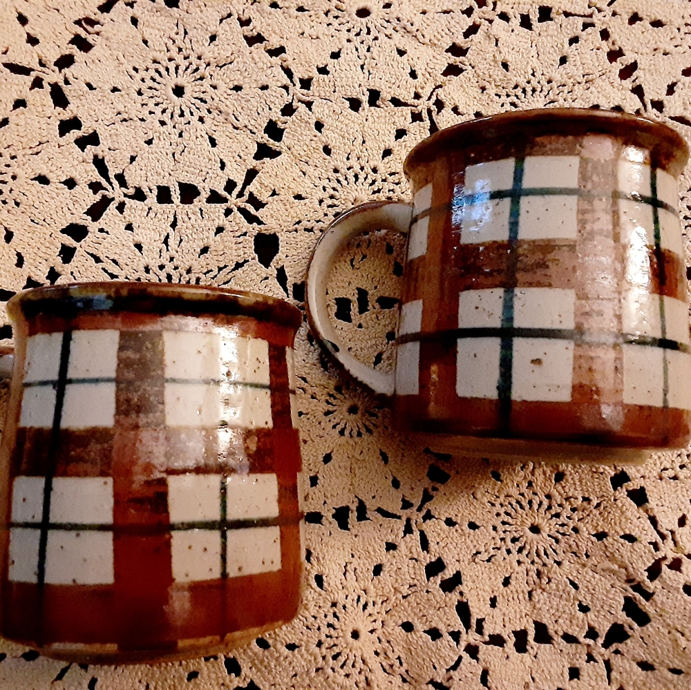 Vintage Stoneware Mugs Coffee Tea Plaid
